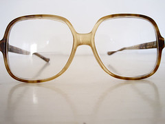 glasses_tan