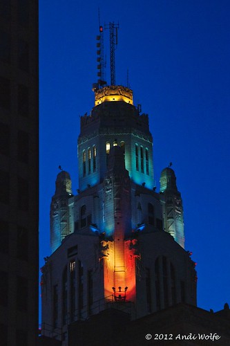 LeVeque Tower by andiwolfe
