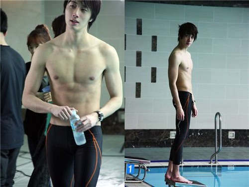 Jung Il Woo / Schedular Sexy Six Packs
