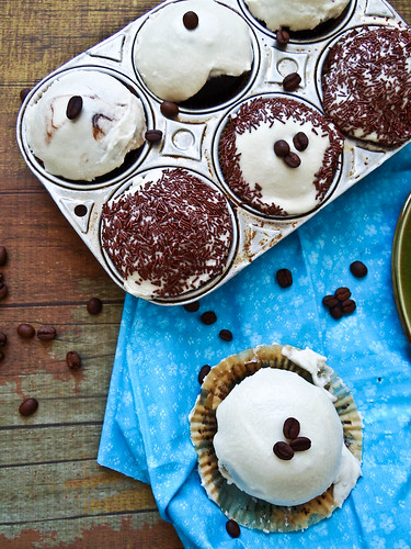 double chocolate espresso cupcakes // ganache filled 