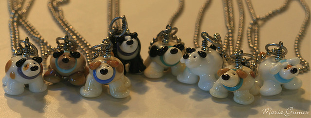 Who let the dogs out! Lampwork Puppies