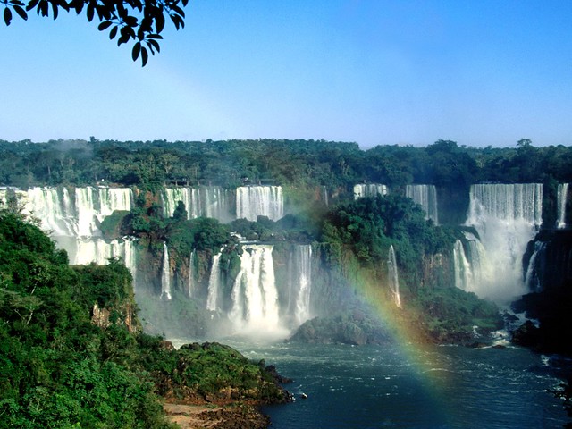 Cataratas-del-Iguazú2