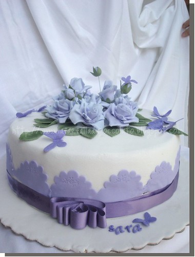 Violet rose cake 