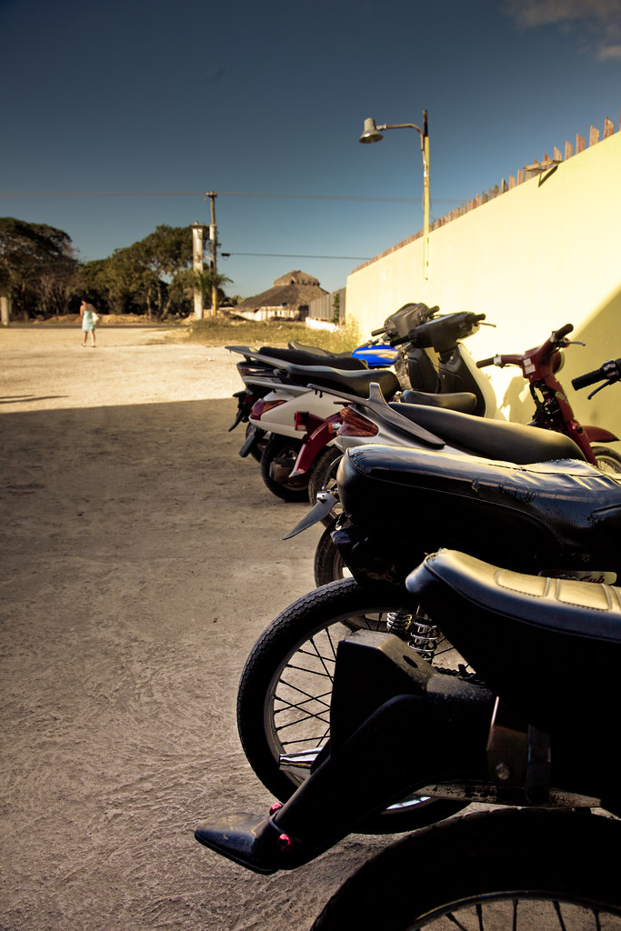 Bikes in a Line [EOS 5DMK2 | EF 24-105L@28mm | 1/400 | f/6.3 | ISO200]