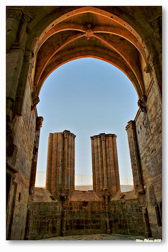 Capela-mor do Mosteiro de Santa Clara-a-Velha by VRfoto