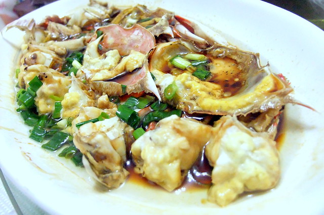 Steamed Crab with Onion Oil and Soy Sauce