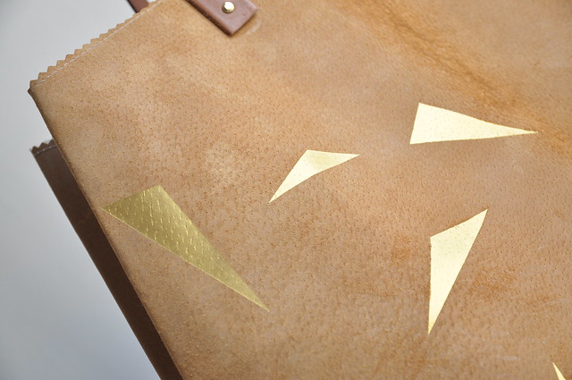 Leather and gold bag :: DIY instructions