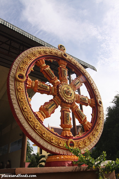 Wat Phothivihan2