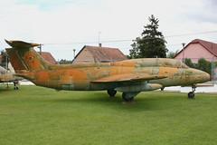 376 - Aero Vodochody L-29, rusting away from the regular sprinkler activity