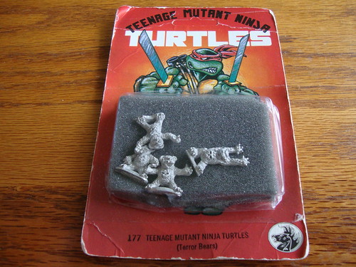 Dark Horse Miniatures :: TEENAGE MUTANT NINJA TURTLES - "The Terror Bears" { 15 mm } .. card i (( 1986 ))  [[ Courtesy of Middle-Earth-Mafia ]]