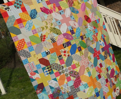 do. Good Stitches Imagine Circle March Quilt top