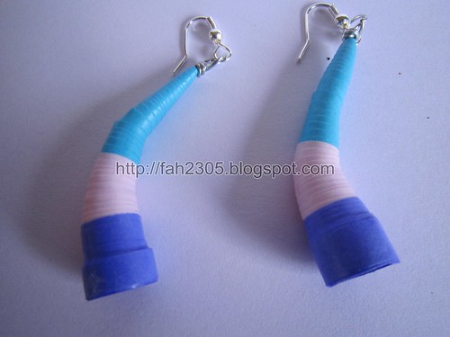 Handmade Jewelry - Paper Trumphet Earrings(Blue Shade 2) by fah2305