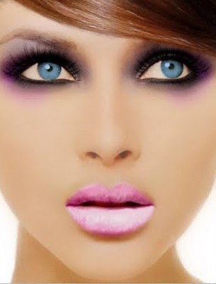 Blue_Eye_Makeup_tips-4.jpg.scaled500