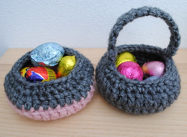 Crochet mini egg baskets