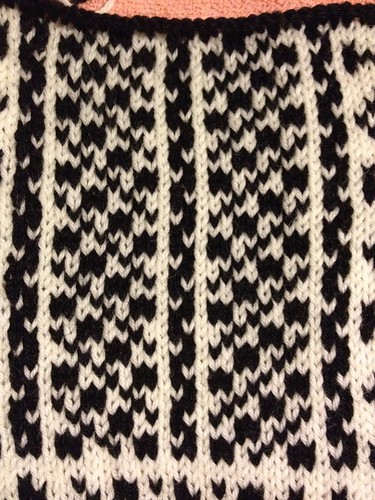 Faroe on the knitting machine. Swatch