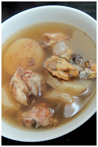 chinese radish with pork bone soup by melmok