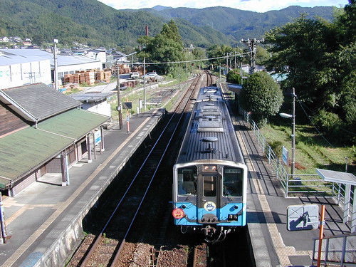 Kiha 54 series in Minawa, Miyoshi, Tokushima, Japan /August, 2006