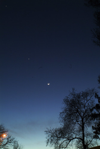moon venus jupiter feb 24 2012 by davedehetre