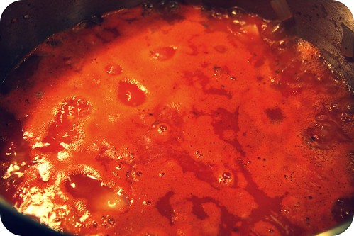 tomato sauce simmering
