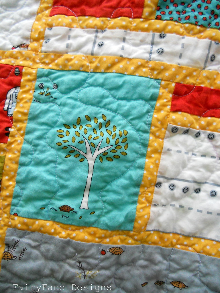 Little Apples Stained quilt closeup