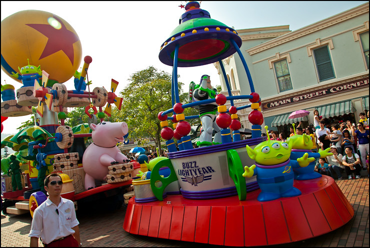 toy-story-parade