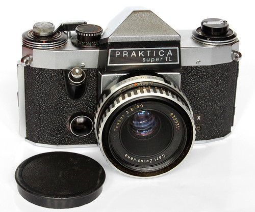 Praktica super TL - Camera-wiki.org - The free camera encyclopedia