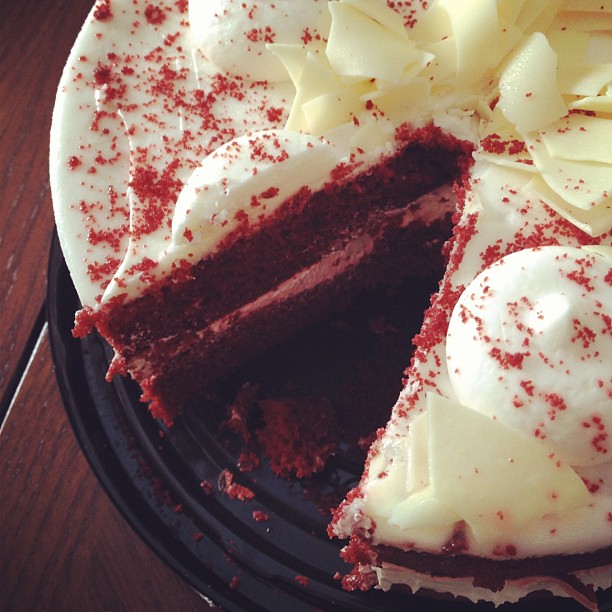146.5 / 365+1 Birthday Cake #sweet #cake #redvelvet