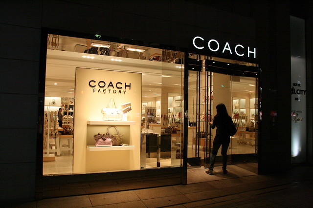 A Coach premium outlet right there on the ground floor of the hotel