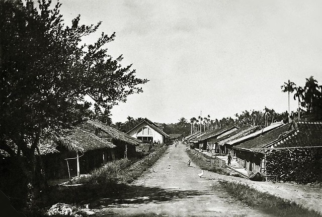 Saigon vers 1930 - Une rue à Go Vap - một con đường ở Gò Vấp