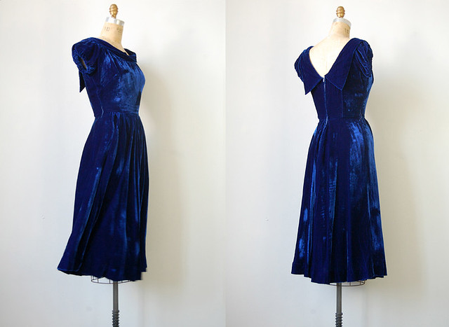 Vintage 1930s Velvet Dress