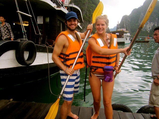 kayak-halong-bay-vietnam-traveling9to5