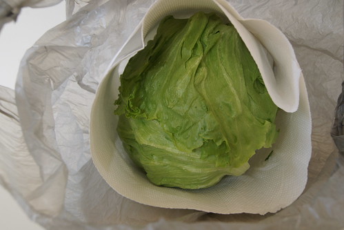 storing lettuce