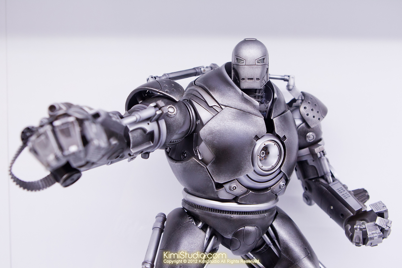 2011.11.12 HOT TOYS-090