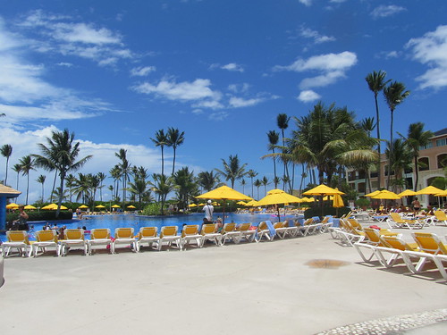 Ocean Blue & Sand Hotel [pool]