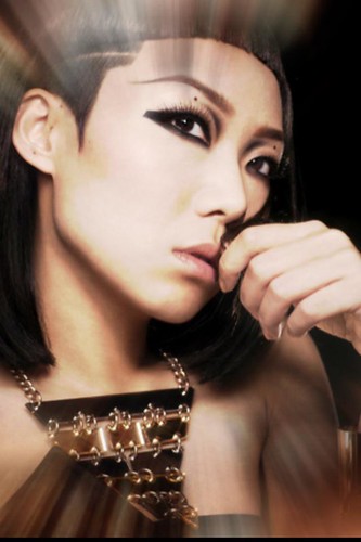 Ricky Lau: 現代版埃及女皇妝
