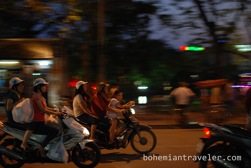Hanoi Vietnam traffic (18)