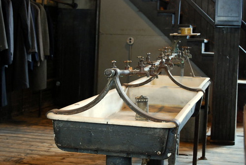 sinks in the workshop