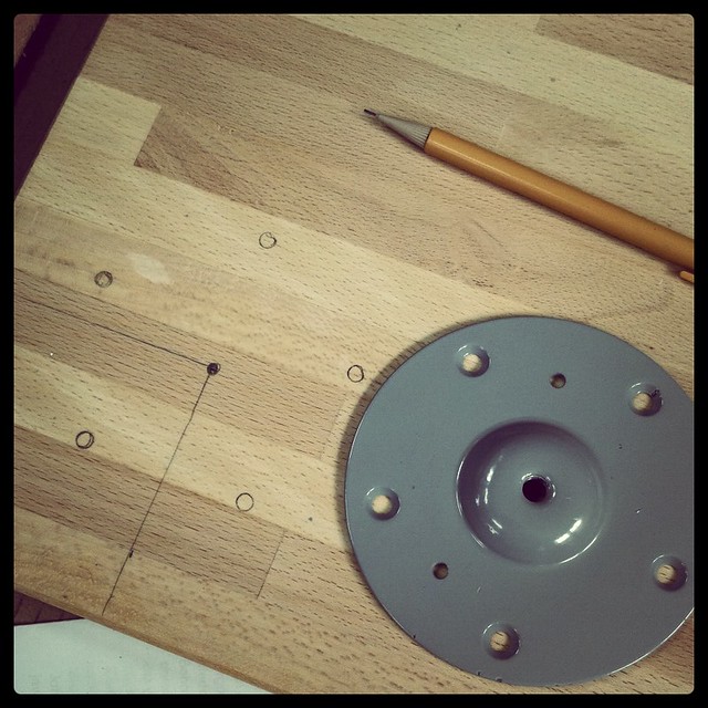 Solid wood desk - Step 2: More measuring