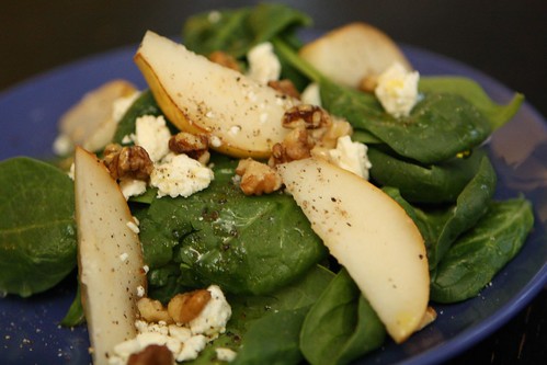 Spinach Salad with Pears, Feta, and Walnuts