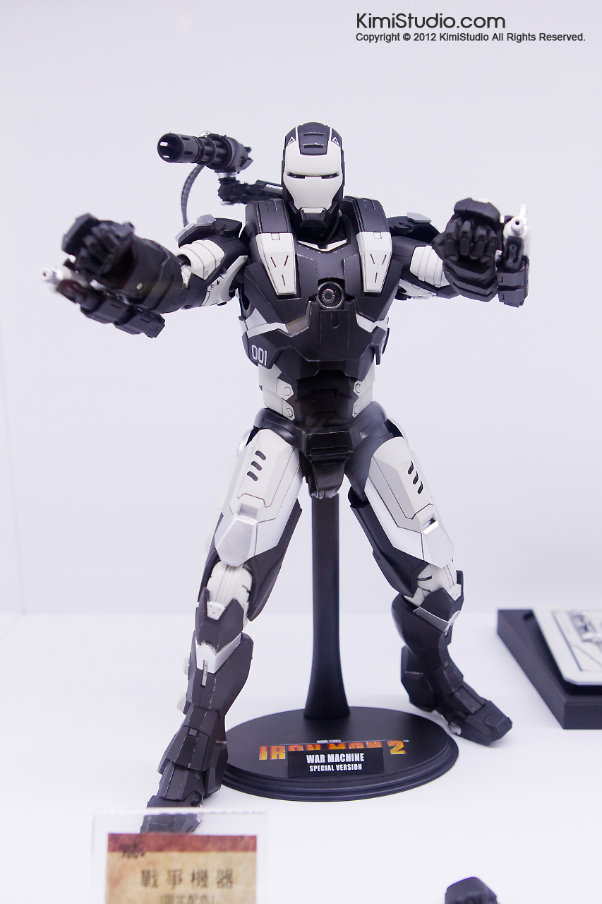 2011.11.12 HOT TOYS-103