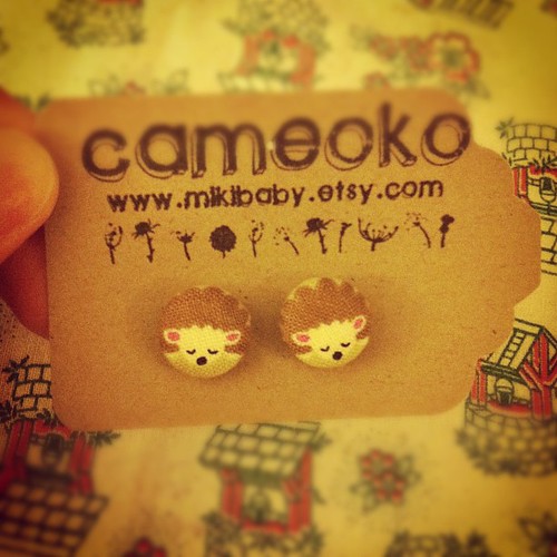 These earrings by @cameoko are so cute. I love them.
