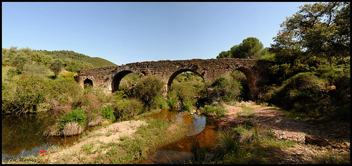 Puente romano Rio Guadanuño