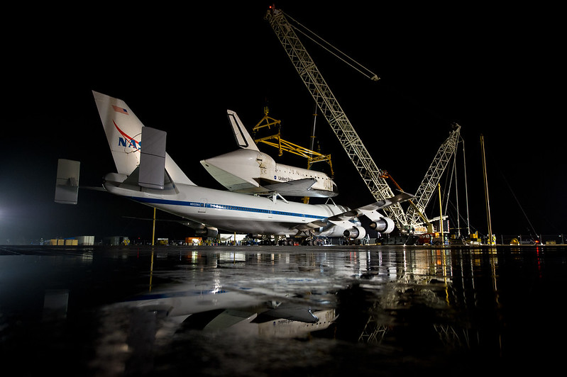 Space Shuttle Discovery Ready For Demate (201204180005HQ)