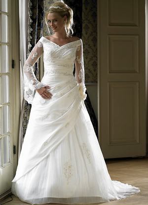 strapless bridal gowns with lace sleeves