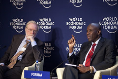 Paul Collier and Mohamed Lamine Fofana au Forum économique sur l'Afrique 2012