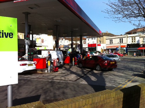 15:30 #panic. Or not? Perfectly normal at Texaco/Co-op on Glos Road too? by benparkuk