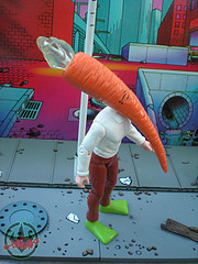 DARK HORSE COMICS::   "Flaming Carrot" Action Figure iv(( 1999 ))