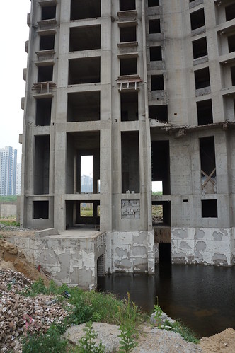 Yantai ruined building