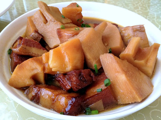 Braised Pork Belly with Bamboo