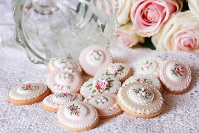 Royal icing cookies for Mother's Day
